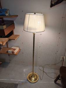 lot 145 image: Brass Plated Floor Lamp