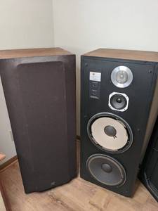 lot 13 image: Pair of JBL L150A Floor Speakers