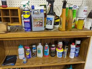 lot 262 image: Contents of Shelves - Cleaners & Lubricants