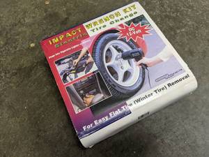 lot 289 image: 12v DC Electric Impact Wrench