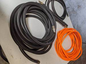 lot 194 image: Various Hoses and Pressure Washer Nozzles