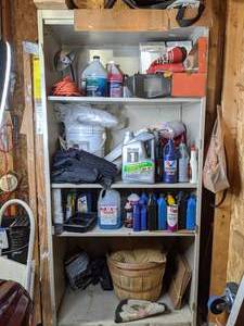 lot 207 image: Contents of Shelves - Automotive Supplies