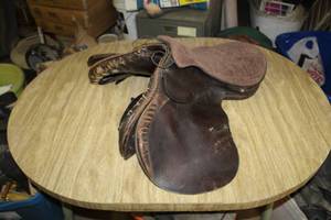 lot 13 image: Leather Horse Saddle with Saddle Bags