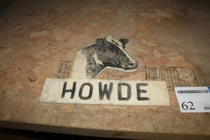 lot 62 image: Howde Cow Wood Sign