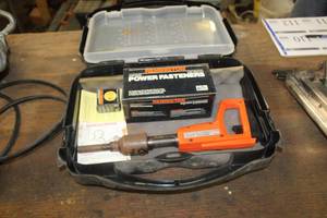 lot 106 image: Remington Ramset Powder Actuated Tool 490, Remington Power Fasteners, Case