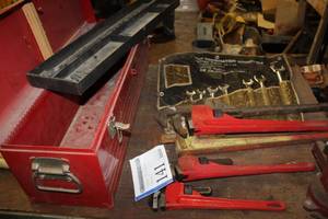 lot 141 image: Craftsman Metal Tool Box with Tool Tray, Pipe Wrenches, 14-piece Combination Wrench Set, and more