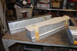 lot 181 image: Lot of (2) Collapsible Metal Sawhorses 31