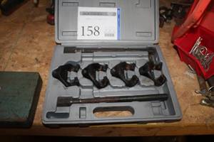 lot 158 image: Spring Compressor Kit