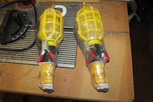 lot 226 image: Lot of (2) Durable 12VDC 50W Trouble Lamps with Alligator Clips