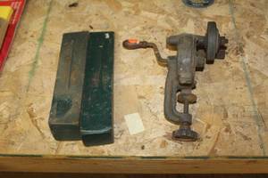 lot 223 image: Hand Grinder, Wood Splitting Heads (x2)