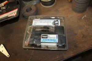 lot 250 image: Tailgate Tools Air Compressor 250 PSI 12VDC W-1712