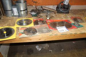 lot 224 image: Saw Blades - Porter Cable 6 40T, Oldham 10 60T, Vermont American 10 28T, Misc. Saw Blades