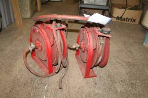 lot 89 image: Lot of (2) Speedaire Air Hose Reel 6Z160 with Air Hose