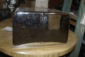 lot 341 image: Linco Stainless Steel Beauty Box Bread Box