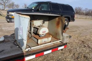 lot 348 image: Industrial Grinder