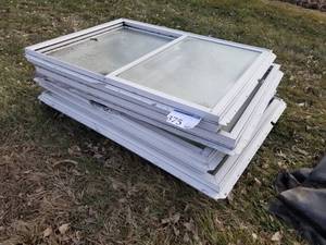 lot 375 image: Lot of (4) House Exterior 2-Pane Slider Windows 35-12 x 47-12