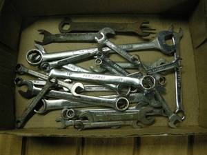 lot 45 image: Group Mostly Combination Wrenches