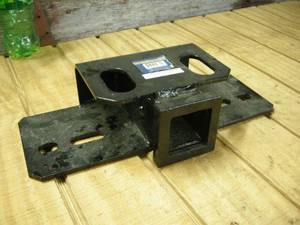 lot 49 image: Step Bumper Hitch Receiver