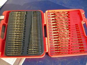 lot 28 image: Handyman 115pc Drill Bit Set with Case
