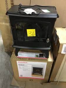 Kingham 400 sq. ft. Panoramic Infrared Electric Stove in Black with Electronic Thermostat&nbsp&nbspin good condition&nbsp