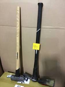 Husky 34206 8 Lb. Sledge Hammer With 36 In. Hickory Handle&nbsp&nbspin good condition&nbsp