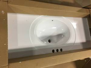 43 in. W x 22 in. D Cultured Marble Vanity Top in Solid White with Solid White Basin and 4 in. Faucet Spread by Design House not used