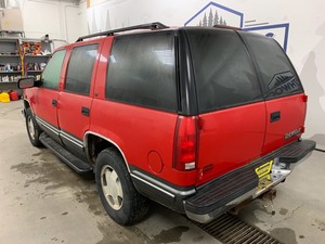 1999 Chevy Tahoe 4x4 -No Reserve-