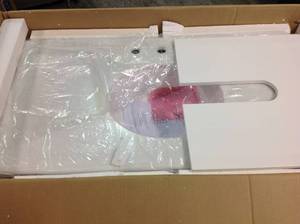 Pallet of  Hampton Harbor 44 in. W x 22 in. D Bath Vanity in White with Natural Marble Vanity Top in White in good condition Custmer Returns&nbsp
