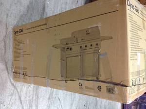 &nbsp4-Burner Propane Gas Grill in Stainless Steel with Griddle IN GOOD CONDITION CUSTOMER RETURNS SEE PICTURES