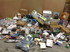 PALLET OF MIX MISC TOOLS AND HARDWARE CUSTOMER RETURNS SEE PICTURES