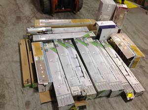 PALLET OF ASSORTED  LOT OF LED LIGHTING AND ASSORIES  CUSTOMER RETURNS SEE PICTIRES