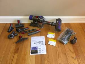 lot 75 image: Dyson DC34 Vacuum