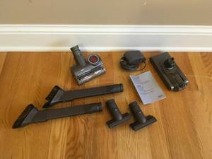 lot 76 image: Miscellaneous Dyson Vacuum Parts