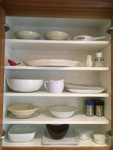 lot 80 image: Collection of Kitchen Items