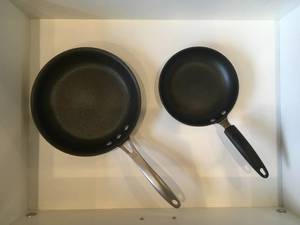 lot 82 image: Collection of Kitchen Items