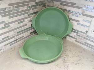 lot 94 image: Pair of Vintage Fire King Jadeite Pie Plates