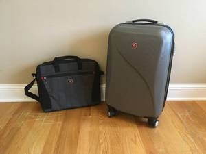 lot 101 image: Two Pieces of Swiss Gear Luggage