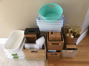 lot 128 image: Collection of Storage Bins