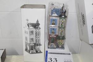 lot 33 image: Department 56 Caf Caprice French Restaurant from The Heritage Village Collection Christmas In The City Series