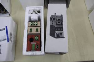lot 68 image: Department 56 Bakery from The Heritage Village Collection Christmas In The City Series #6512-9