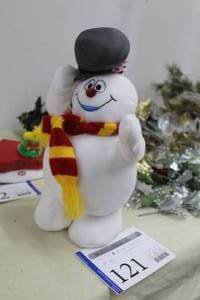 lot 121 image: Hallmark Frosty The Snowman Singing Dcor 14