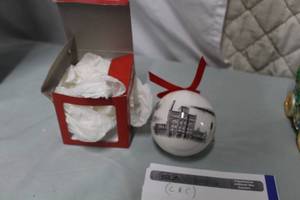 lot 168 image: Christopher Radko Collection Discover Dubuque Iowa Limited Edition Ornament