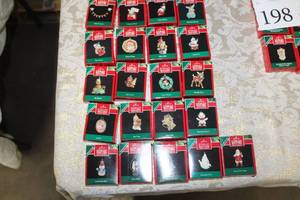 lot 200 image: Lot of (21) Hallmark Keepsake Miniature Ornament
