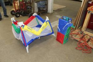 lot 230 image: Graco Pack n Play 932 YY Series Childrens Playpen
