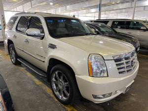 lot 1 image: 2007 Cadillac Escalade AWD