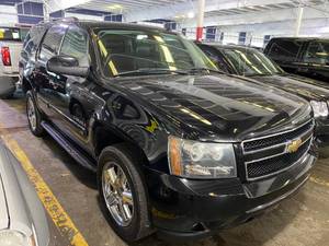 lot 3 image: 2008 Chevrolet Tahoe 3LT 4x4