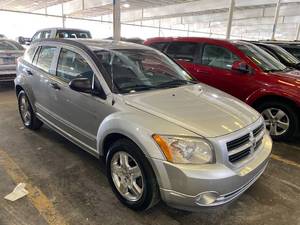 lot 6 image: 2007 Dodge Caliber SXT