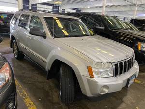 lot 7 image: 2006 Jeep Grand Cherokee Limited 4x4