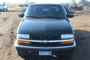 2001 Chevrolet S10 CREW CAB 4X4 -