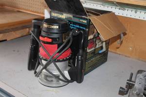 lot 14 image: Craftsman Router 315.175060